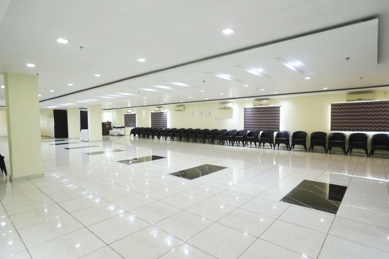 Rourkela Hotel Radhika Regency מראה חיצוני תמונה