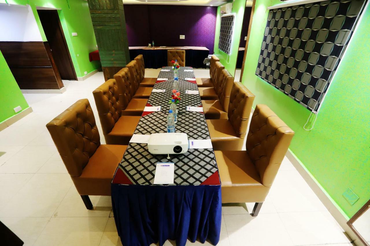 Rourkela Hotel Radhika Regency מראה חיצוני תמונה